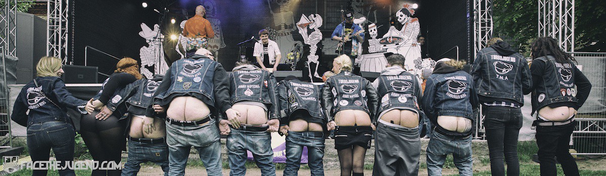 Face the Jugend at Glockenschlag Festival by Miroslav Menschenkind